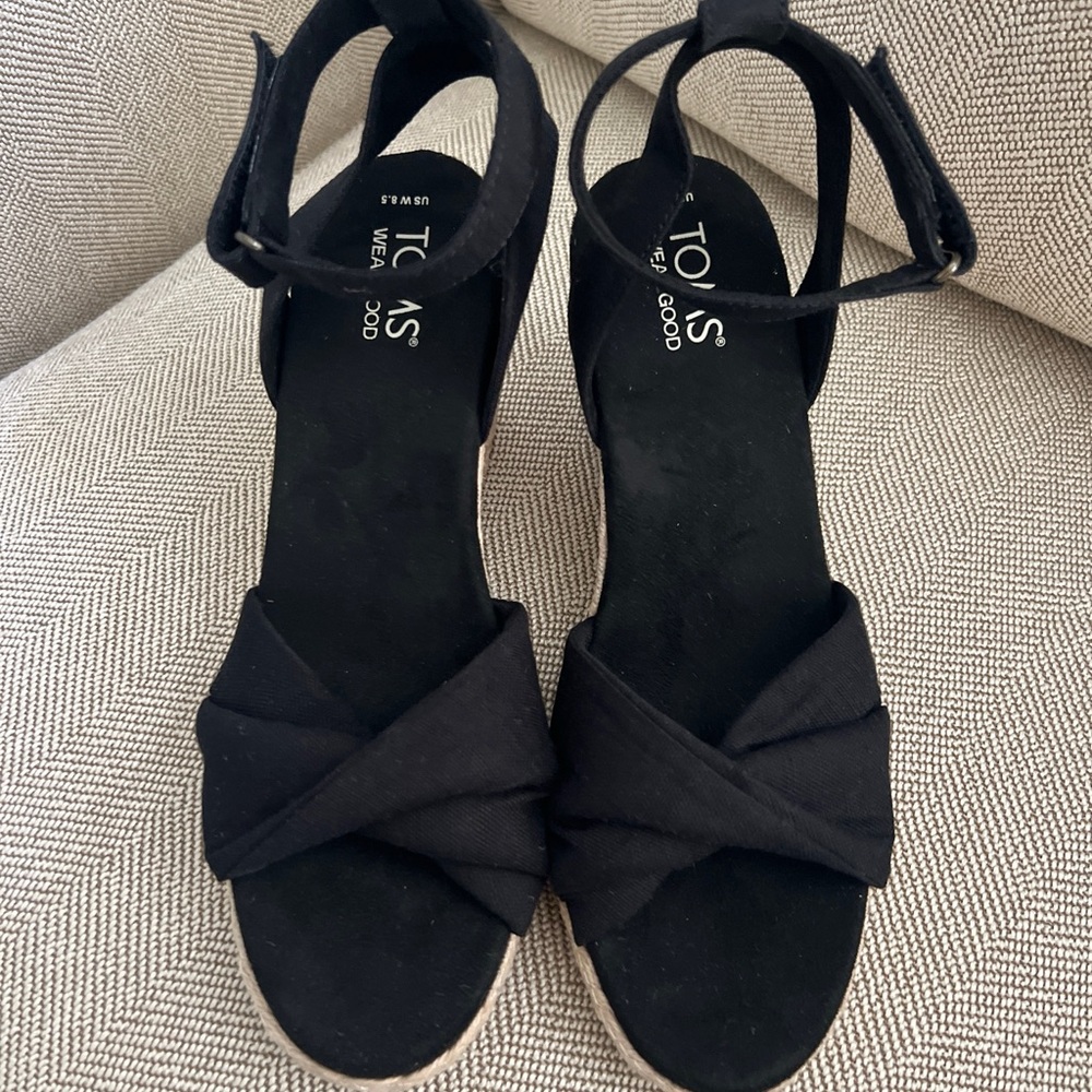 TOMS Women's Black Sandals